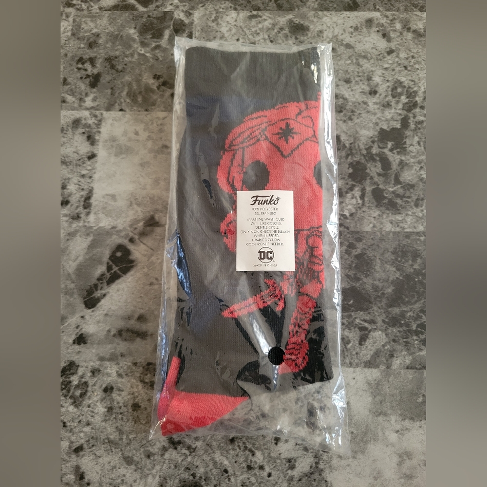 Wonder Woman Funko Pop Socks DC Legion Of Collectors Exclusive